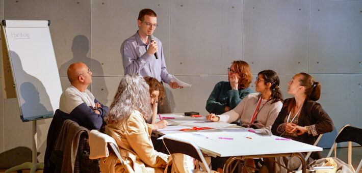 Atelier des états généraux de la santé et de la protection sociale à Paris.